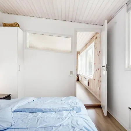 Holiday home Beautiful In Vaeggerlose With Kitchen *
