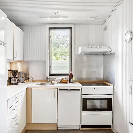 Beautiful In Vaeggerlose With Kitchen