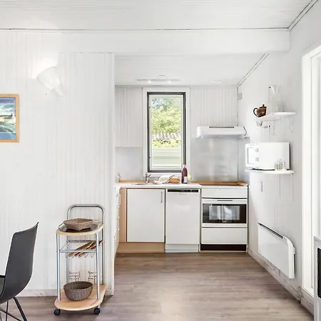 Beautiful In Vaeggerlose With Kitchen