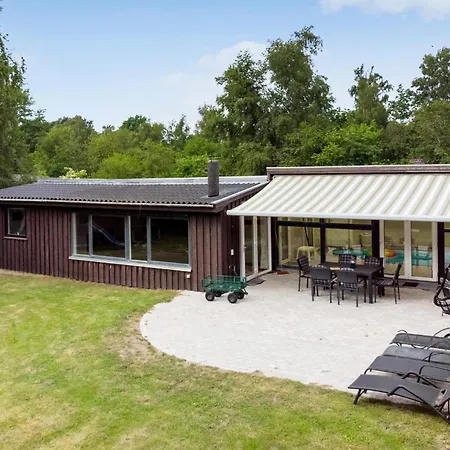 Beautiful In Vaeggerlose With Kitchen * Boto By