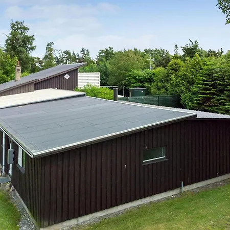 Gorgeous In Vaeggerlose Casa vacanze Bøtø By